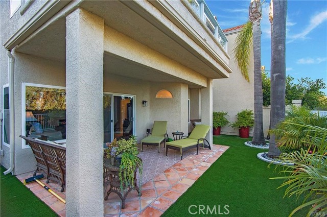 MLS #OC25216735 img 5