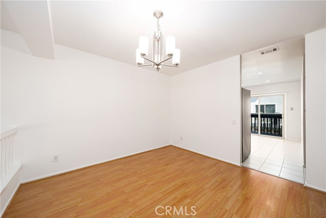 MLS #OC25216749 image #14