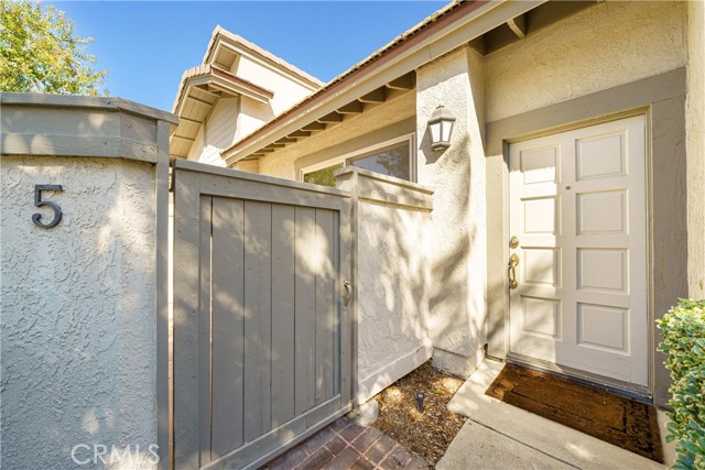 MLS #OC25216749 image #2