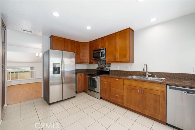 MLS #OC25216749 image #20