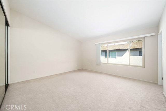 MLS #OC25216749 image #30