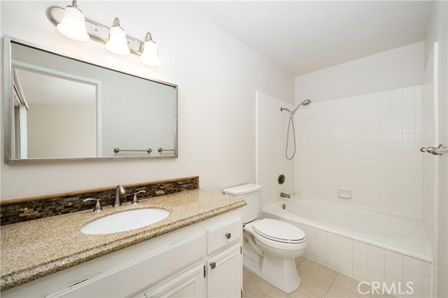 MLS #OC25216749 image #32