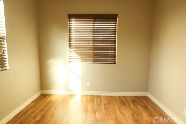 MLS #OC25217197 image #11