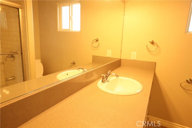 MLS #OC25217197 image #8