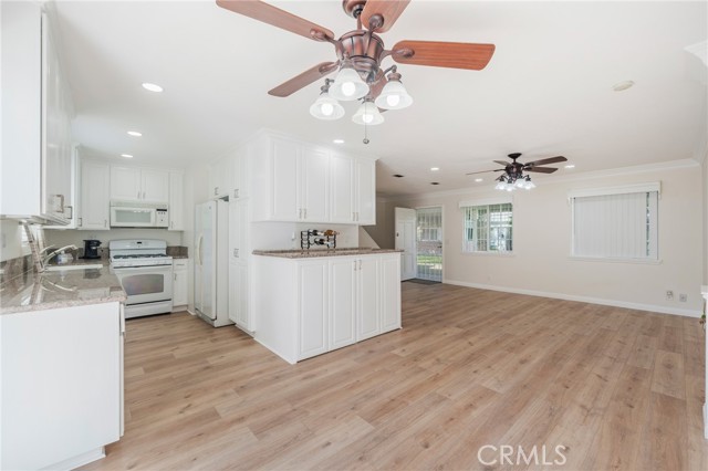 MLS #OC25217260 image #5