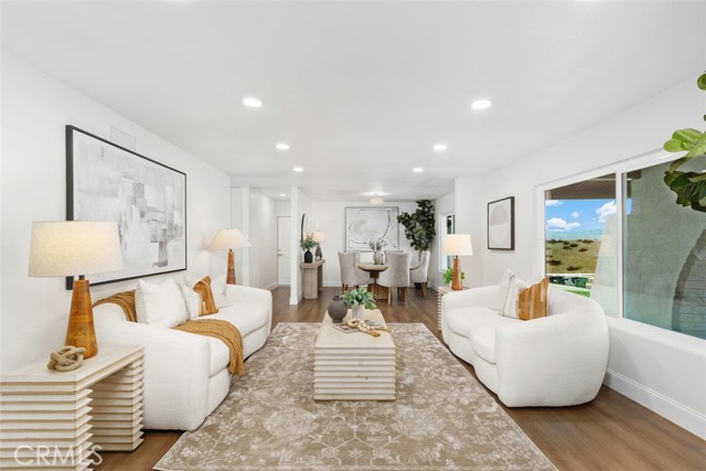 MLS #OC25217279 image #4