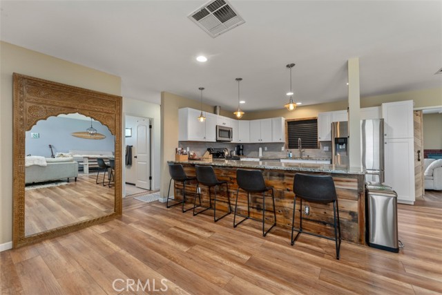MLS #OC25217316 image #0