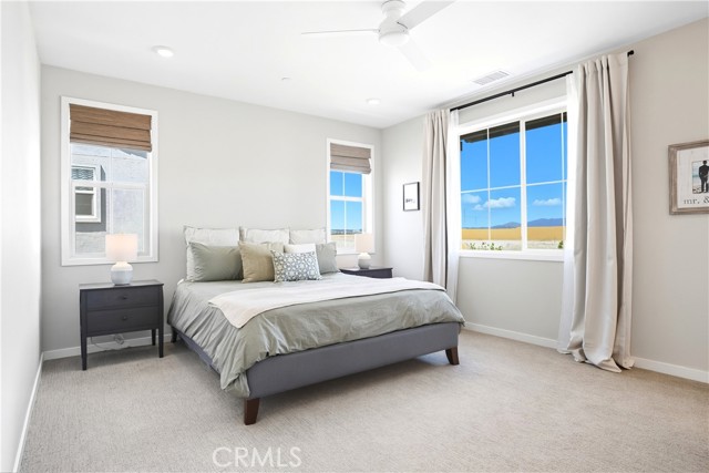 MLS #OC25217337 image #24