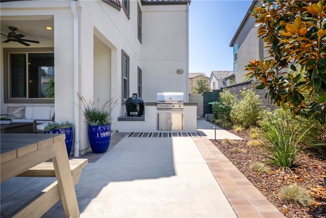 MLS #OC25217337 image #4