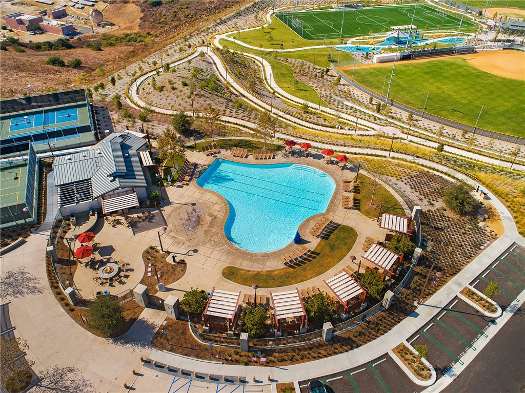 MLS #OC25217337 image #65