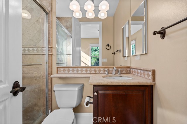 MLS #OC25217345 img 12