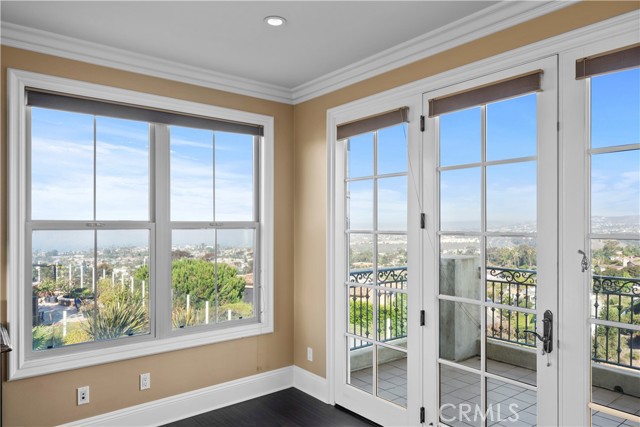 MLS #OC25217345 img 24