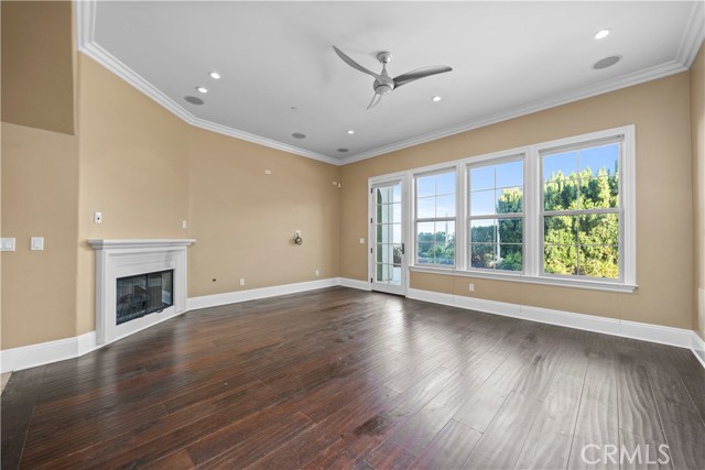 MLS #OC25217345 img 5