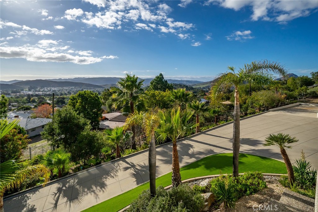 MLS #OC25217429 image #10