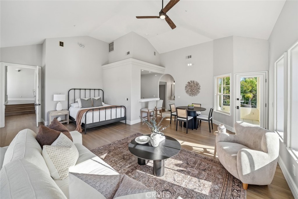 MLS #OC25217429 image #36