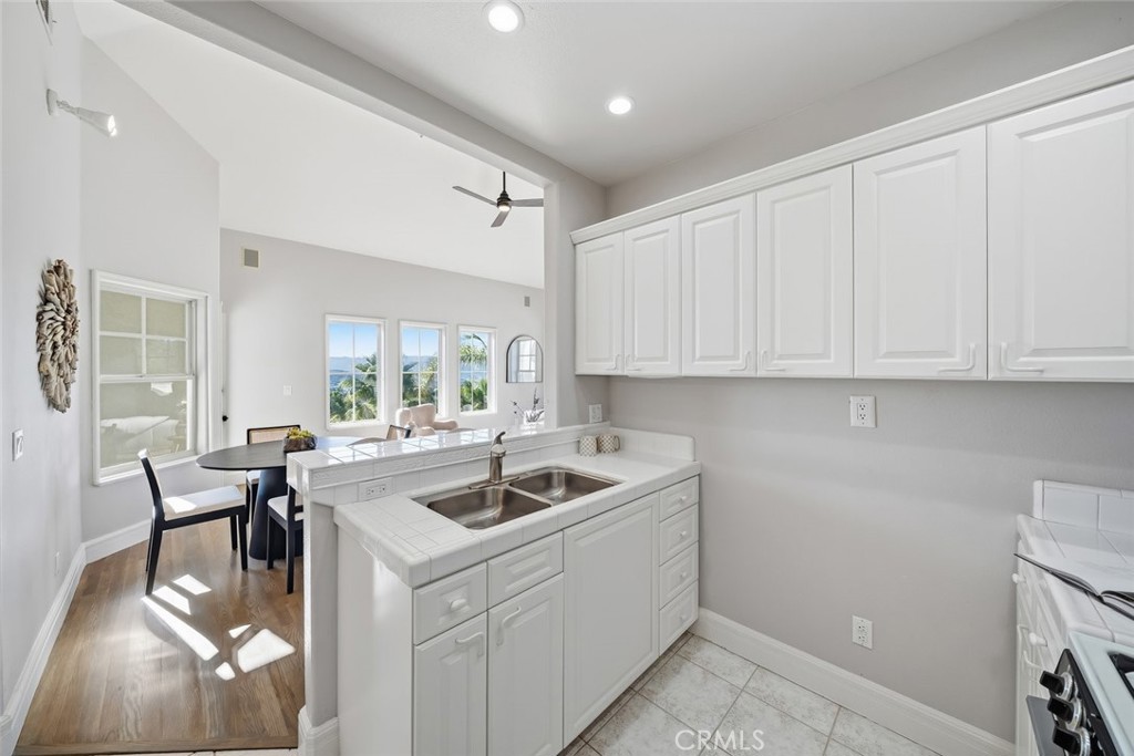 MLS #OC25217429 image #38