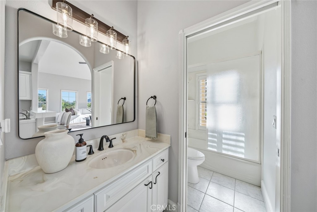 MLS #OC25217429 image #39