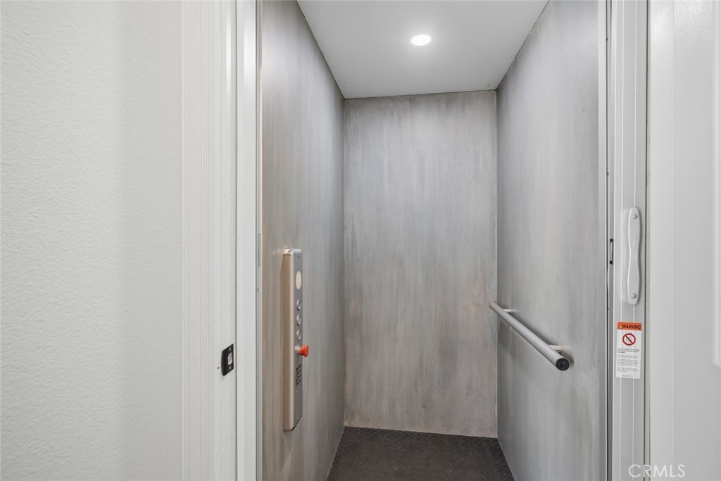 MLS #OC25217429 image #40