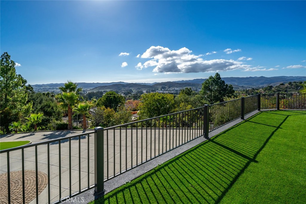 MLS #OC25217429 image #42