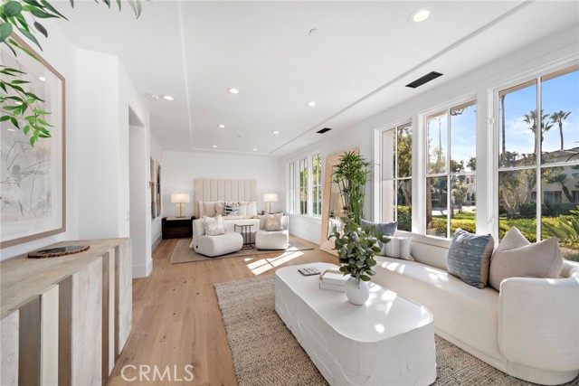 MLS #OC25217480 image #29