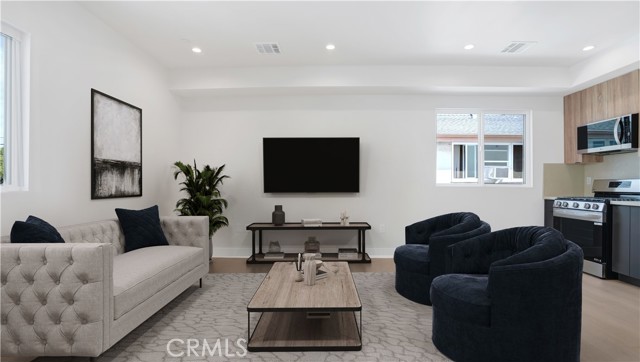 MLS #OC25217508 image #13