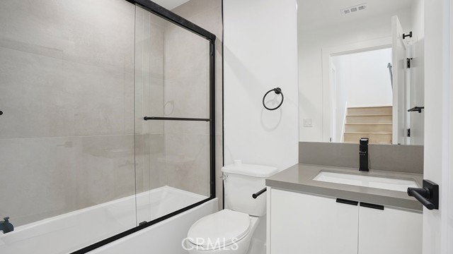 MLS #OC25217508 image #14