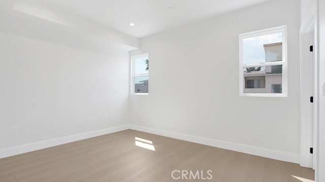 MLS #OC25217508 image #16