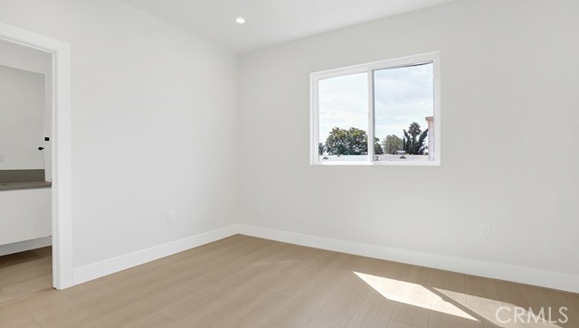 MLS #OC25217508 image #26