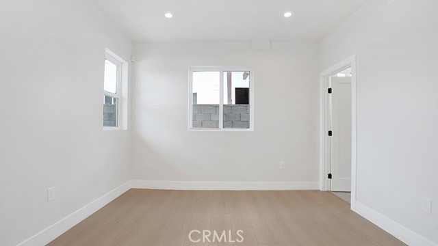 MLS #OC25217508 image #3