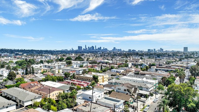 MLS #OC25217508 image #31