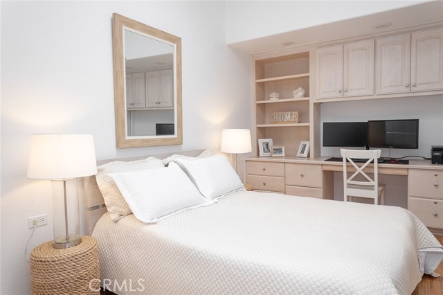 MLS #OC25217576 image #15