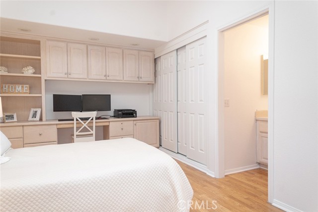 MLS #OC25217576 image #16