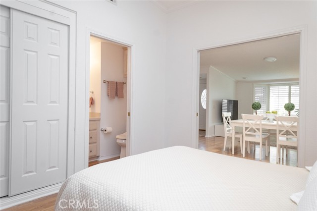 MLS #OC25217576 image #17