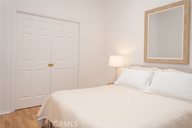 MLS #OC25217576 image #23