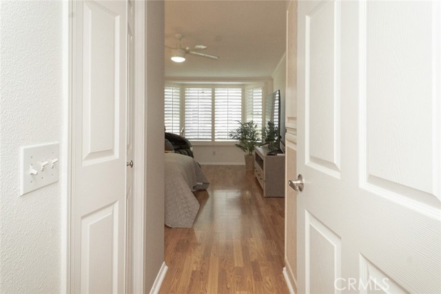 MLS #OC25217576 image #50