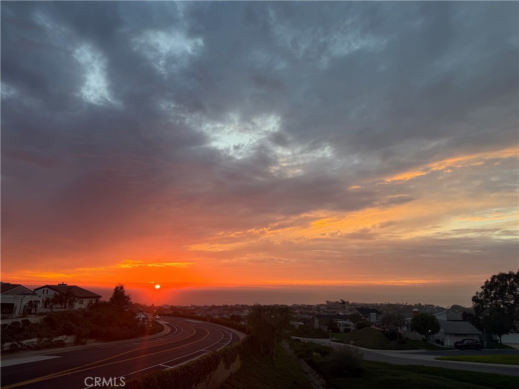 MLS #OC25217716 image #35