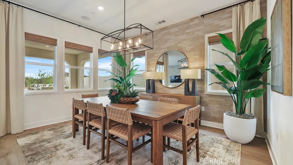 MLS #OC25217783 image #5