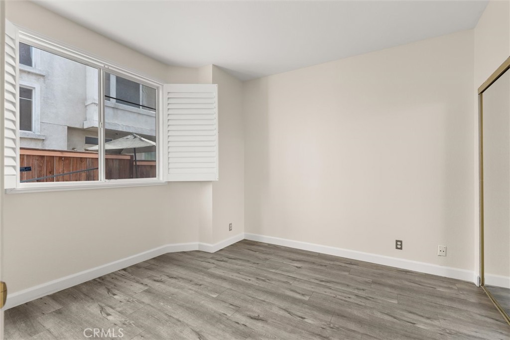 MLS #OC25217796 image #15