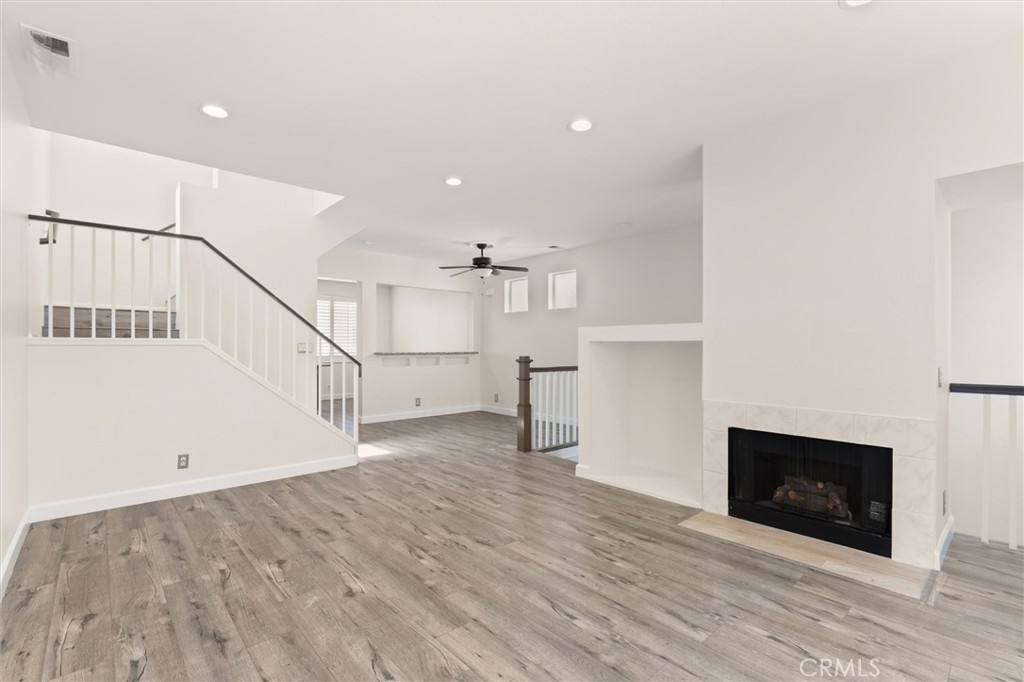 MLS #OC25217796 image #5