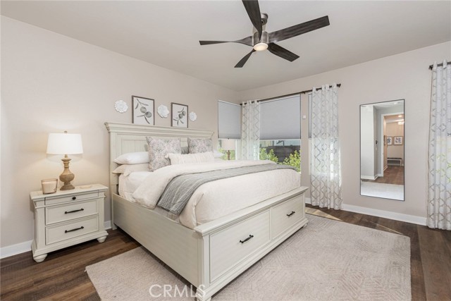 MLS #OC25217900 img 3