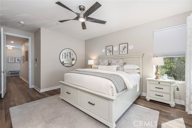 MLS #OC25217900 img 4