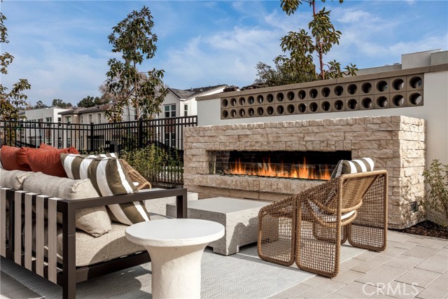 MLS #OC25217953 image #24