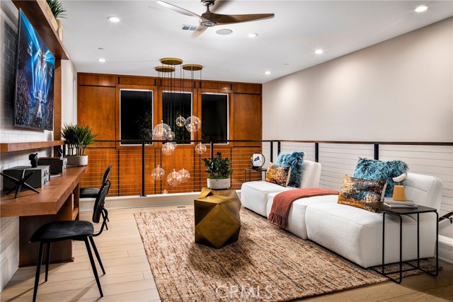 MLS #OC25217953 image #3