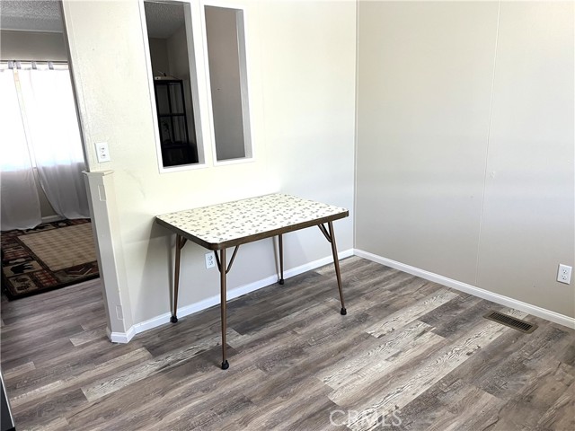 MLS #OC25217982 image #3