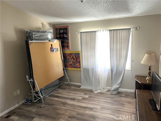 MLS #OC25217982 image #6