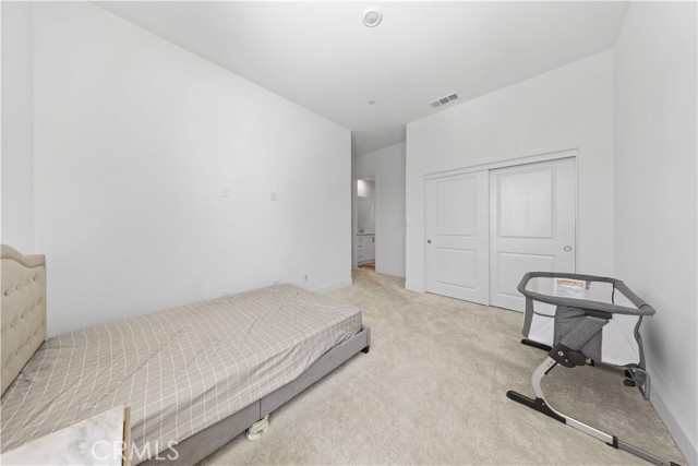 MLS #OC25218138 image #29