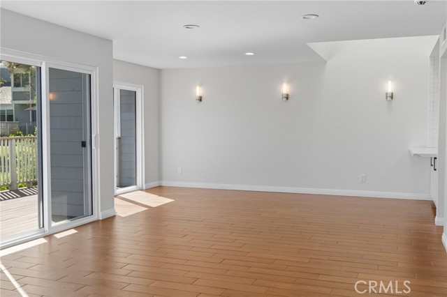 MLS #OC25218140 image #3