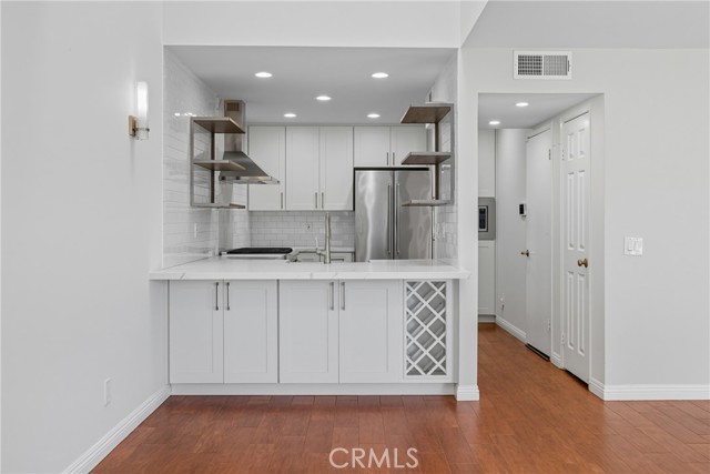 MLS #OC25218140 image #6