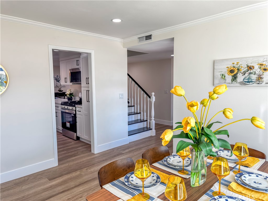 MLS #OC25218340 image #11