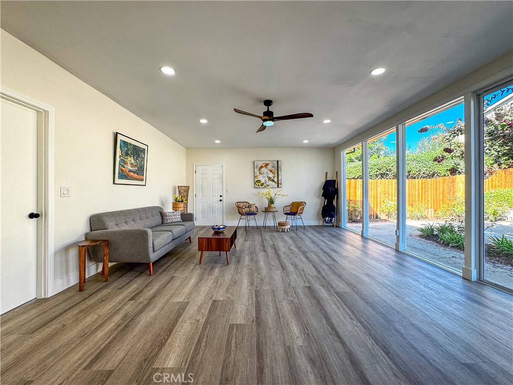 MLS #OC25218340 image #13